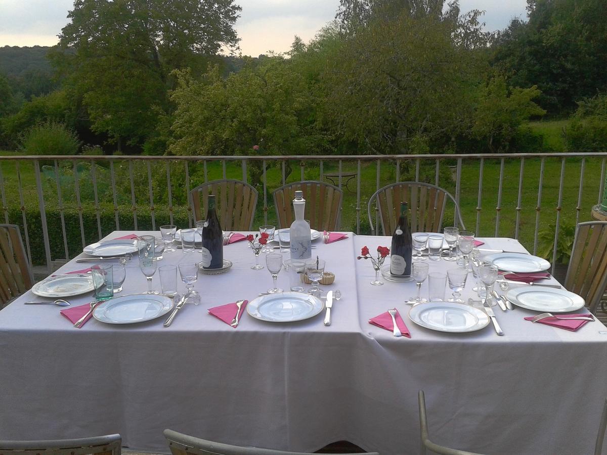 Val De La Nef Bed & Breakfast Joux-la-Ville ภายนอก รูปภาพ