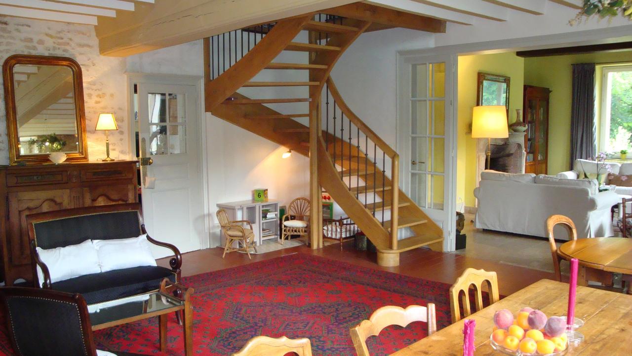 Val De La Nef Bed & Breakfast Joux-la-Ville ภายนอก รูปภาพ